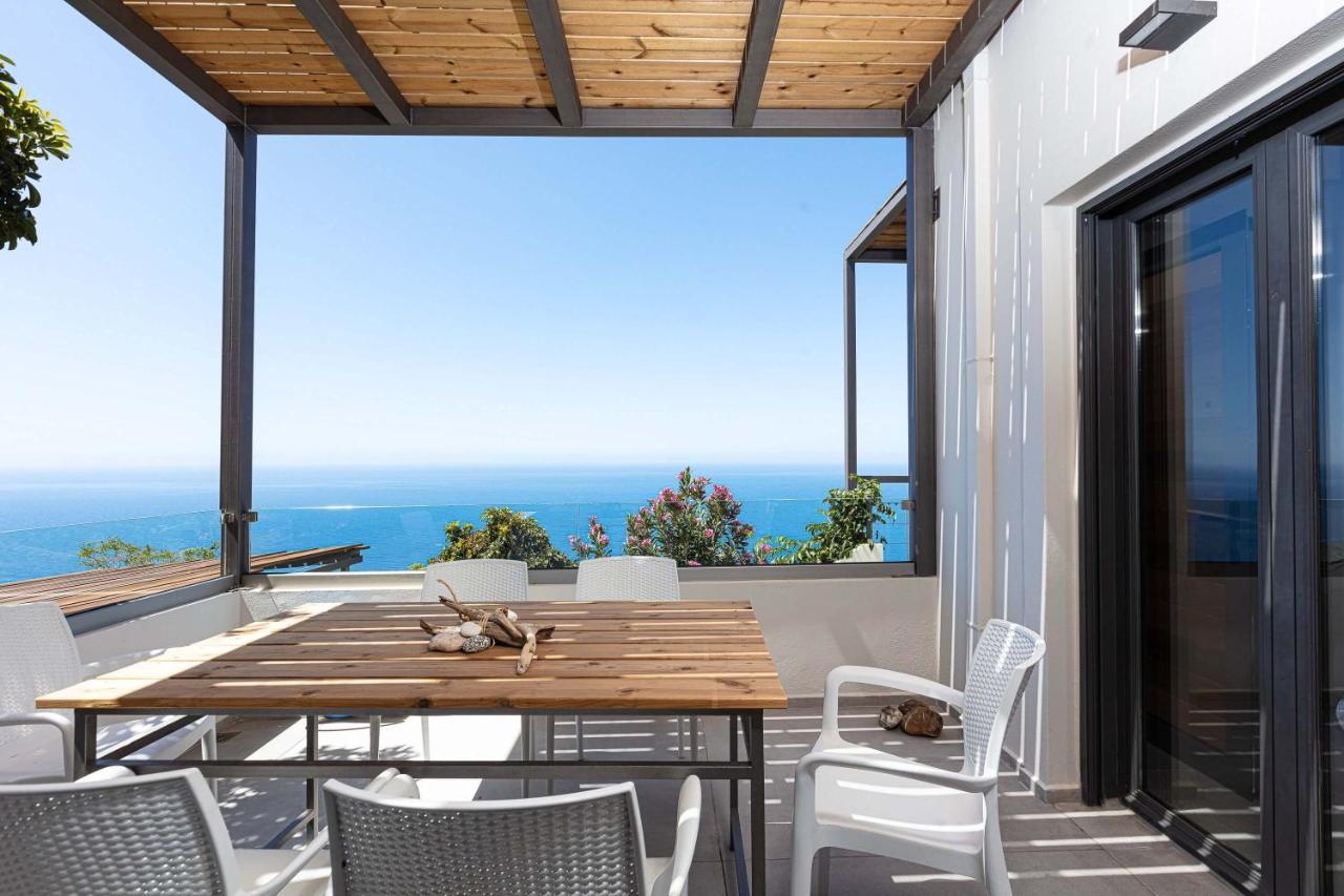 Anemos Luxury Villas 로다키노 외부 사진