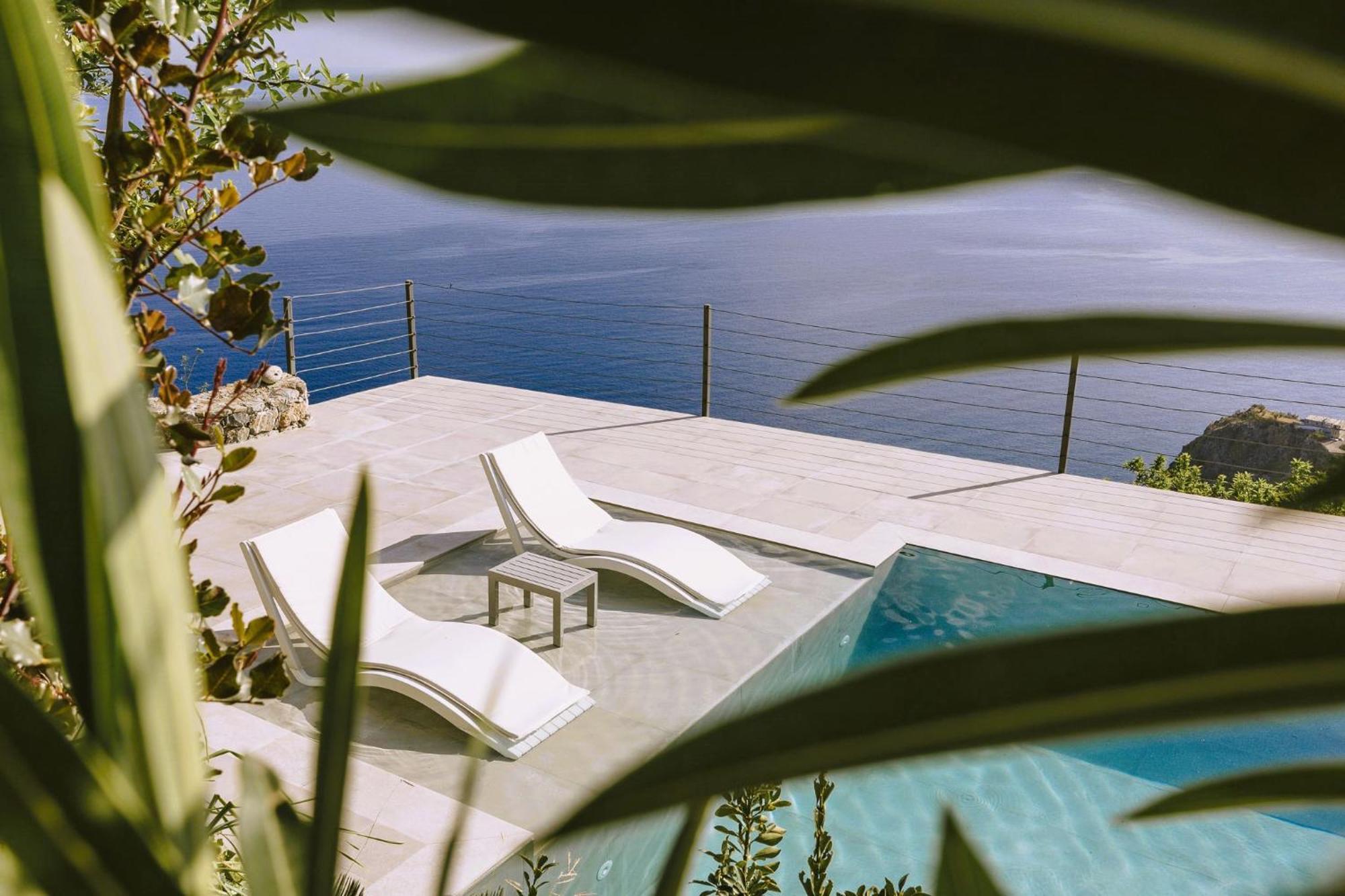 Anemos Luxury Villas 로다키노 외부 사진